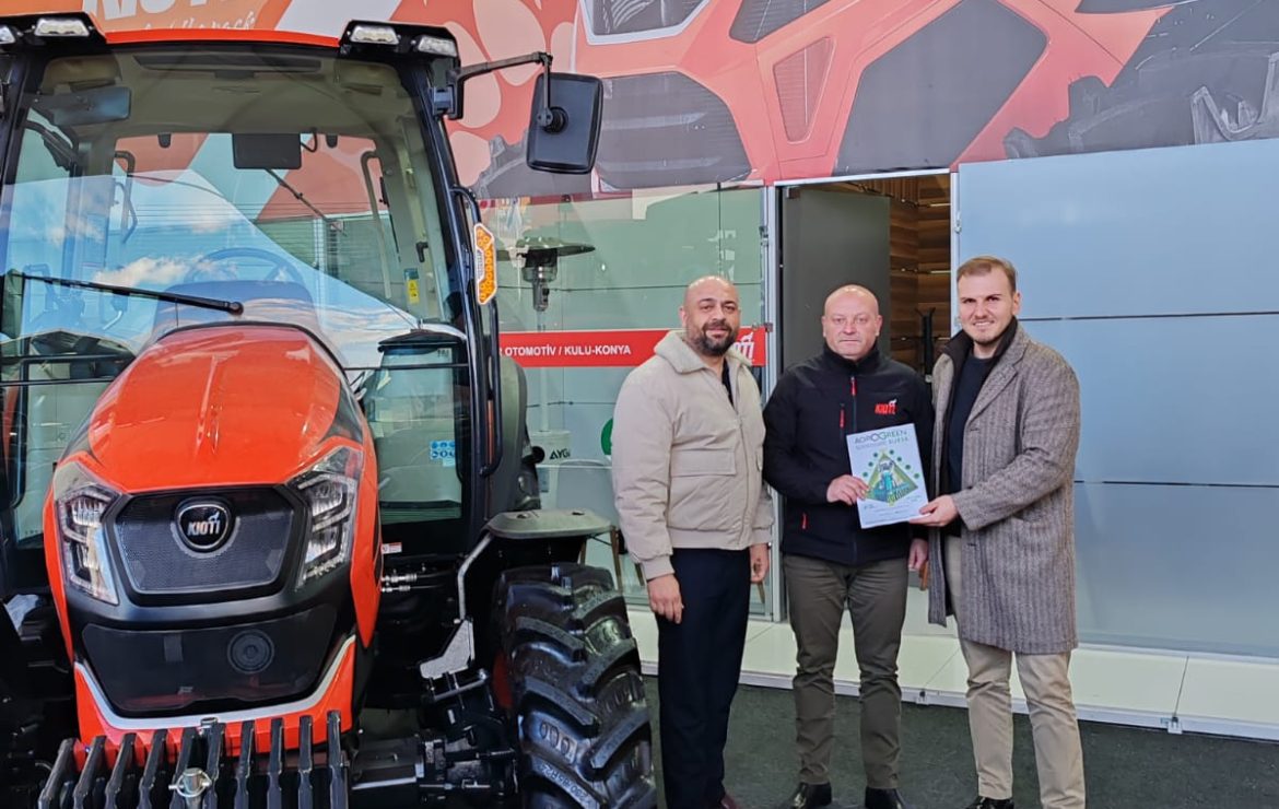 bursa tarım fuarı kioti traktör 1